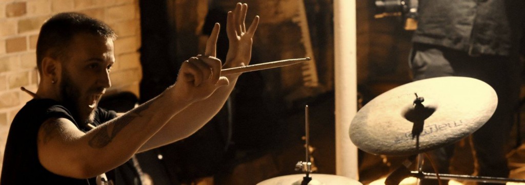 Akustična svirka: Neven Tili