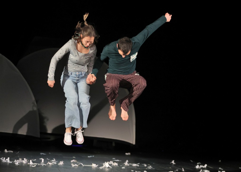 Előadás gyerekeknek: Tükörrengeteg