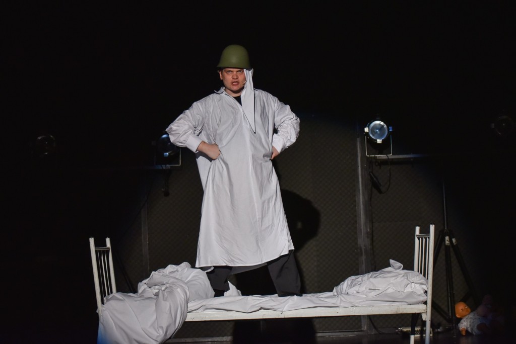 Ludi svet, iliti Braća Marks