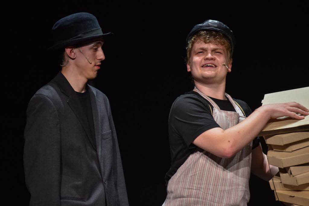 Ludi svet, iliti Braća Marks