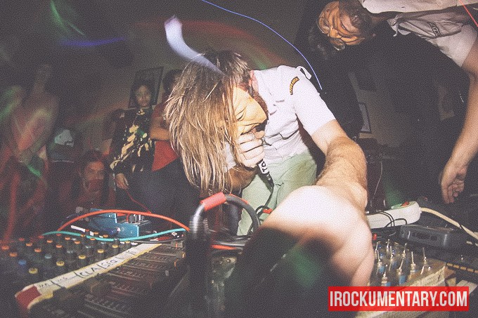 Point Invisible & Bonne Humeur Provisoire