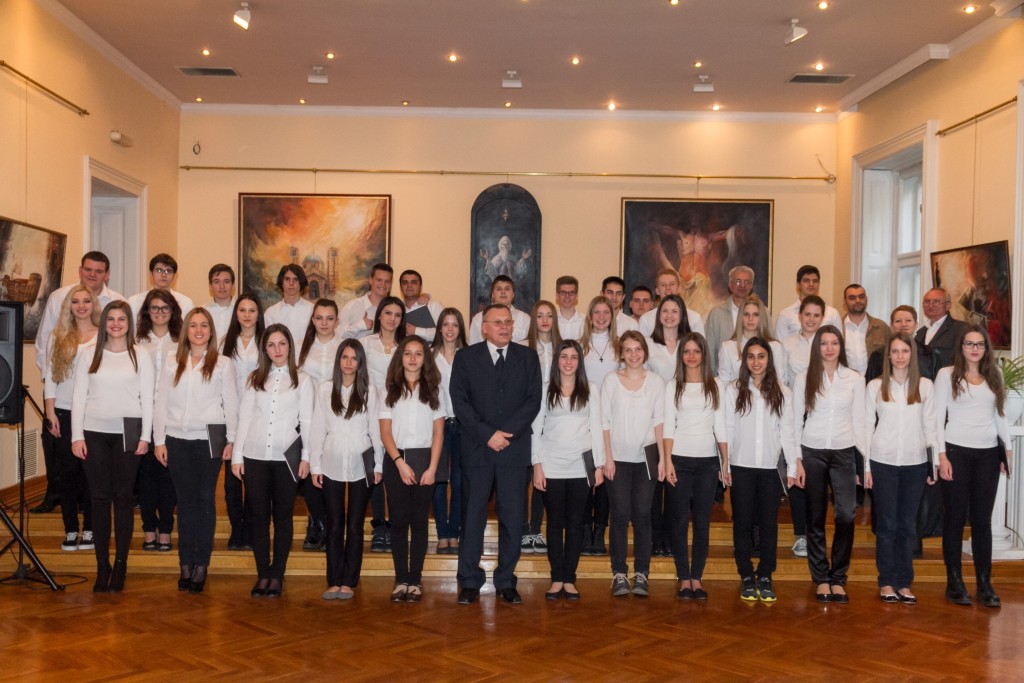 HOR SRPSKOG KULTURNOG CENTRA SVETI SAVA