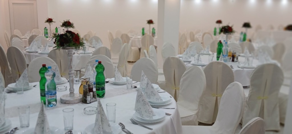 Doček Nove godine u Sali "Dukat"