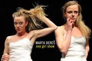 Predstava "Marta Bereš One Girl Show" u ponedeljak u pozorištu "Deže Kostolanji"