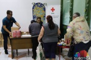 Crveni krst završio podelu prehrambenih paketa pred letnju pauzu Narodne kuhinje
