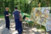 Radionica slikanja na otvorenom "Atelje u vrtu": posetioci naslikali dve slike