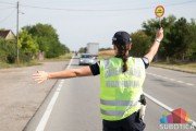 U toku pojačana kontrola učesnika u saobraćaju, akcenat na bezbednost putnika u vozilu