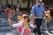 Oprezno u saobraćaju, deca su krenula u školu