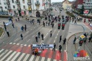 Novi protest blokadom raskrsnice, manje ljudi - više nervoze
