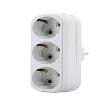 Razvodnik 3 gnezda sa uzemljenjem u uticnicu makel