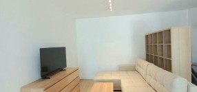 Vuka Karadžića 6