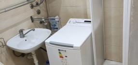 Trg Jakaba I Komora 18