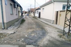 Požarevačka ulica - dve decenije borbe za kanalizaciju i asfalt