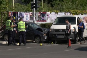 Izgubio kontrolu nad vozilom, teško povredio pešaka
