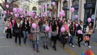 Svaka 8. žena oboli od raka dojke