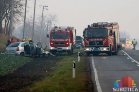 Četiri osobe teže povređene u saobraćajnim nezgodama, vatrogasci intervenisali 11 puta