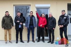 Porodica Zurovac konačno u novom domu