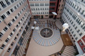 Prodajna izložba jelki i poklona u "Galeriji"