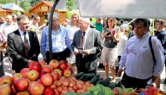 Svečano otvoreni "Dani pijaca" i "Ukusi tradicije"