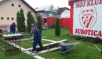 Počelo postavljanje novog semafora na stadionu FK "Bačka 1901"