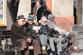 Počelo snabdevanje penzionera namirnicama