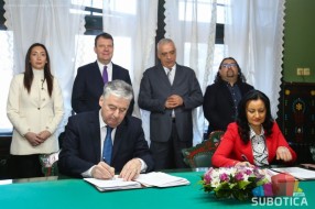 Potpisani ugovori za nastavak radova na izgradnji zgrade Narodnog pozorišta, rok izgradnje pomeren do kraja ove godine