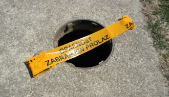 Za jednu noć, u jednoj ulici, ukradeno petnestak zaštitnih poklopaca kanalizacije