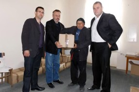 Paketi hrane porodicama izbeglica i interno raseljenih lica u Bajmoku