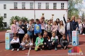 Đaci OŠ „Jovan Jovanović Zmaj“ čuvaju prirodu i pomažu vršnjacima sa invaliditetom