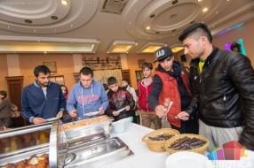Subotičani i migranti za istom trpezom