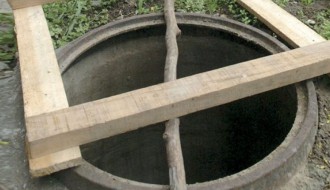 Krađe poklopaca, slivnika i rešetki - u januaru 15, u 2012. godini 450