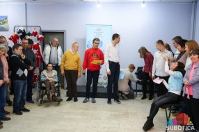 U sredu otvaranje izložbe „Moj svet“ povodom Dana osoba sa invaliditetom