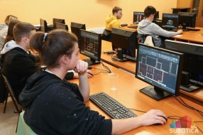 "Otvorena vrata i dan zanata" u Politehničkoj školi
