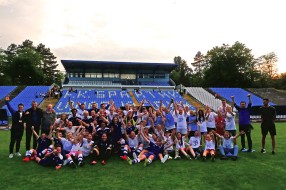 Fudbal: "Golubice" šampionke Srbije, osmi trofej u nizu!