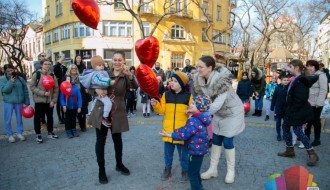 Mališani koji su pobedili rak poslali srce podrške deci koja se sada leče