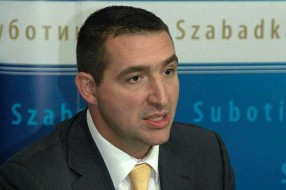Oliver Dulić demantuje finansiranje lavova u ZOO vrtu na Paliću