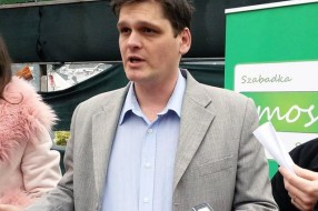 Pucanj u sopstveno koleno