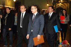 Ministar Stefanović na tribini „Policija u zajednici i bezbednost građana“