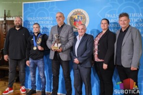 Svetski prvaci u rvanju ponos Subotice