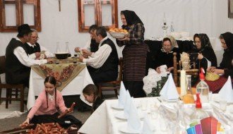 Bunjevci prikazom i pesmama čuvaju običaje i tradiciju