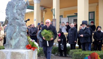 Na Paliću podignut spomenik Savi Babiću
