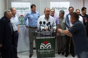 Pastor: Držaću se dogovora sa DS-om