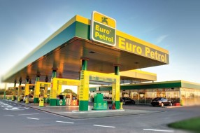 Euro Petrol poklanja damama