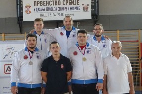 Dizanje tegova: Subotičani u Nišu osvojili pet zlatnih medalja