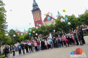 Završena Dečja nedelja, baloni sa željama mališana poleteli u nebo