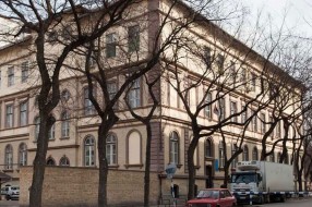 Neadekvatni uslovi u sali za fizičko vaspitanje