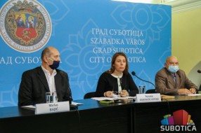 Bunjevci traže da budu na postamentu spomenika biskupu Antunoviću
