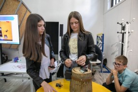Đaci OŠ "Matija Gubec" učestvovali na Državnom takmičenju u programiranju na mikrobit uređajima