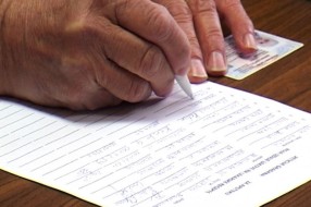 Stanovnici Malog Bajmoka potpisuju peticiju da apoteka izdaje lekove na recept