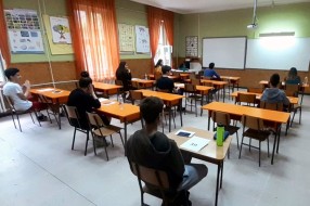 Testom iz maternjeg jezika počelo polaganje male mature